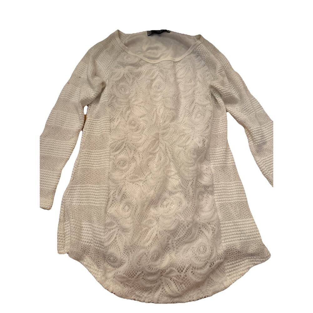 Preowned Tutta Bella Ivory Lacy Maternity Top Size Medium Lined 3/4 Sleeves